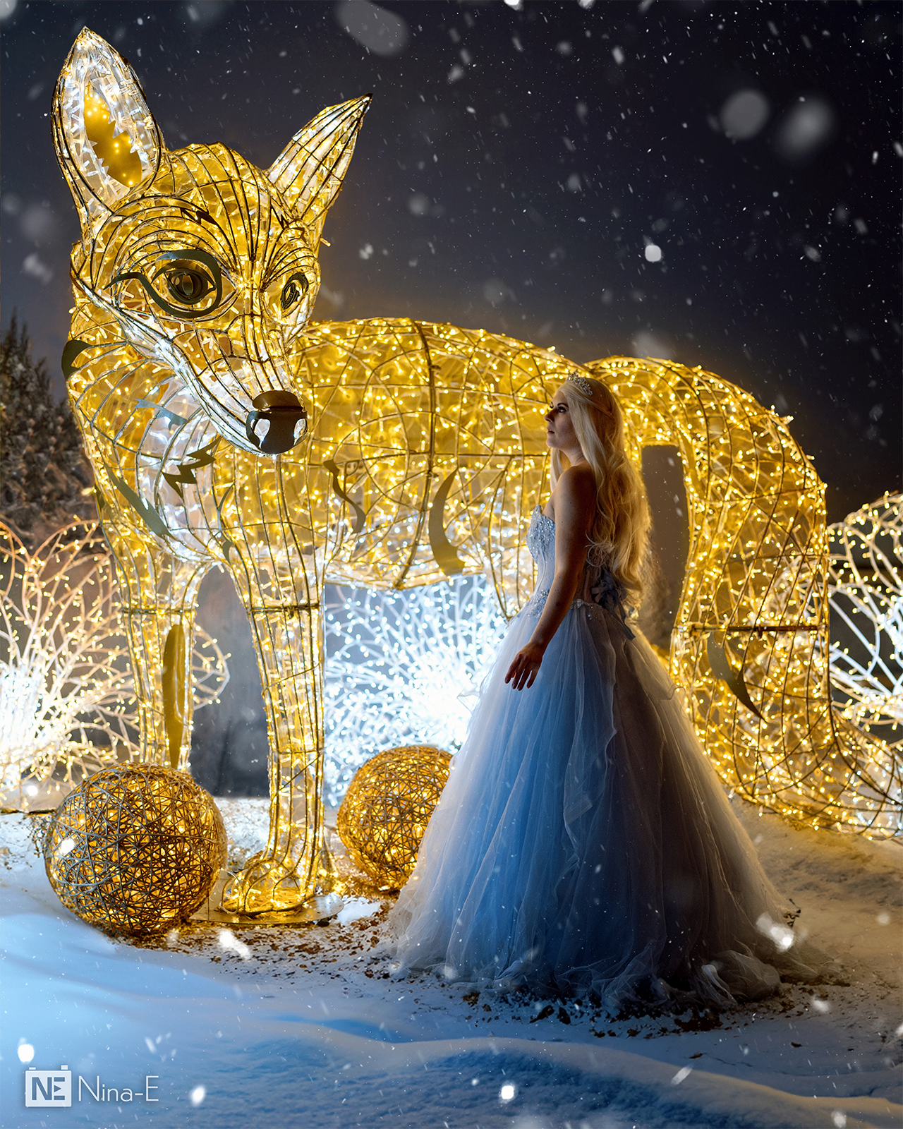 Fuchs-Lichtskulptur mit Chrissy's Wonderland